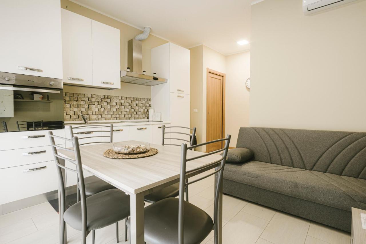 الشقق الفندقية ترييستيفي  Grab A Flat In Coroneo المظهر الخارجي الصورة