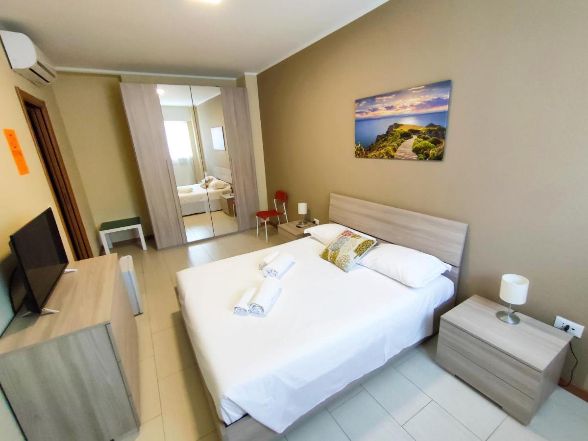 الشقق الفندقية ترييستيفي  Grab A Flat In Coroneo المظهر الخارجي الصورة