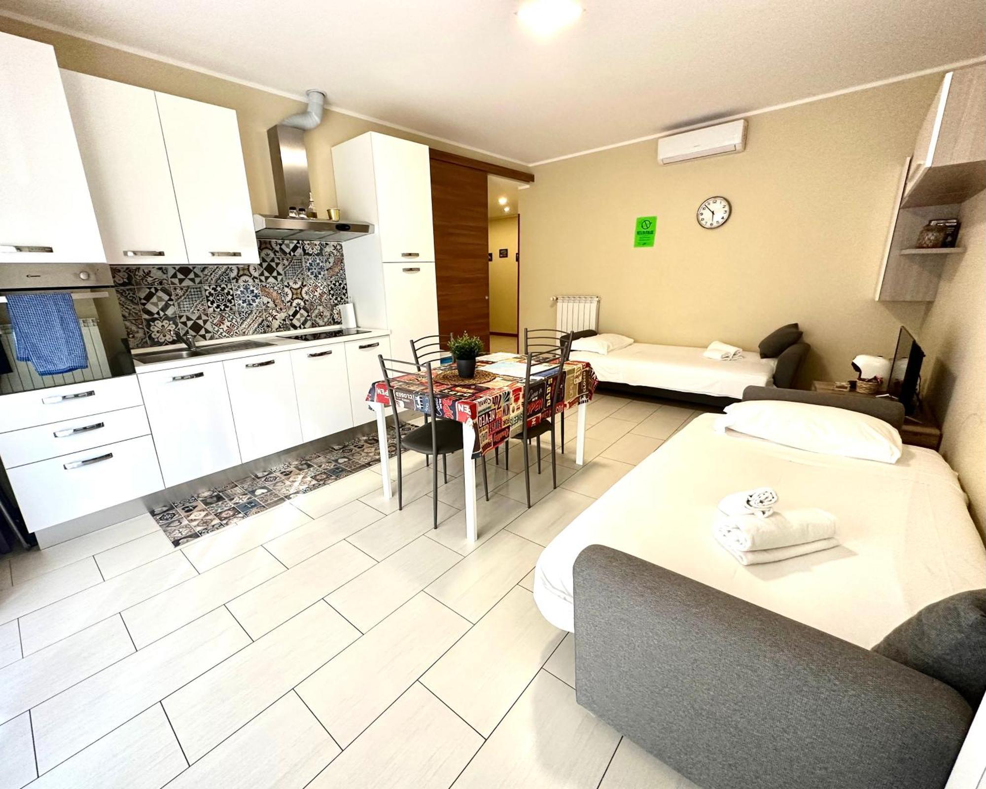 الشقق الفندقية ترييستيفي  Grab A Flat In Coroneo المظهر الخارجي الصورة