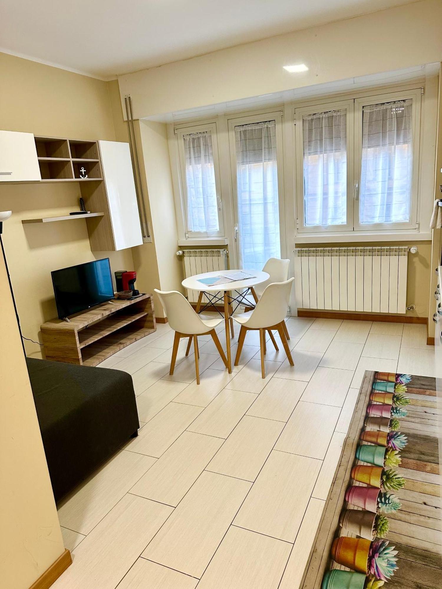 الشقق الفندقية ترييستيفي  Grab A Flat In Coroneo المظهر الخارجي الصورة
